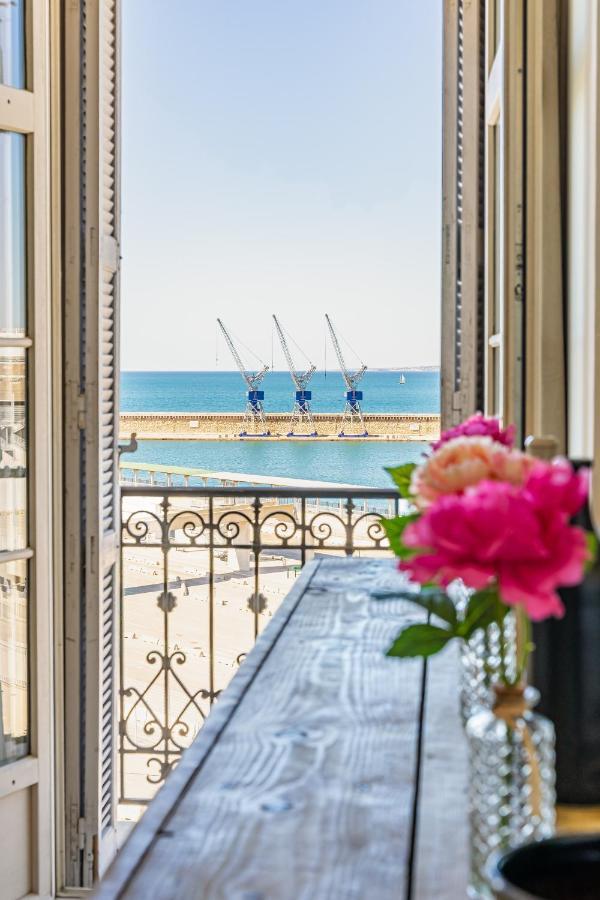 T2 Vue Mer Au Pied De La Major Marseille Exteriör bild